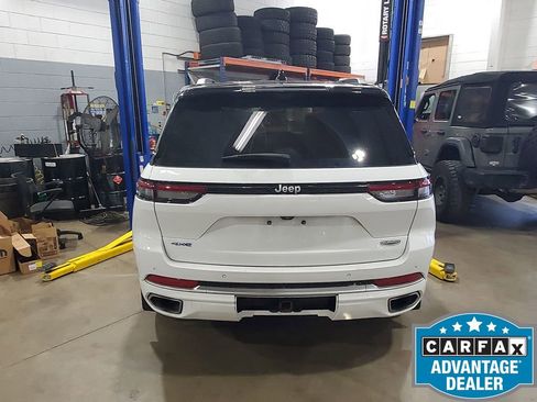 Used 2022 Jeep Grand Cherokee Summit image 3