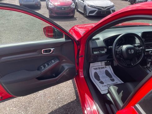 Used 2024 Honda Civic Sport image 10