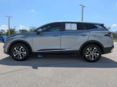 Certified 2024 Kia Sportage EX FWD image 8