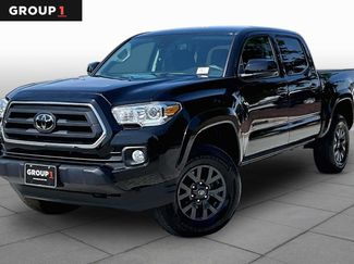 Used 2023 Toyota Tacoma SR5 AWD/4WD video 1