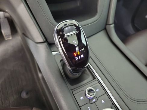 Certified 2024 Cadillac XT6 Premium Luxury w/ Technology Package FWD image 30