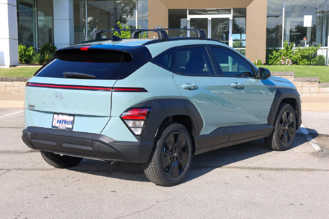 New 2027 Hyundai Kona SEL Sport FWD image 3