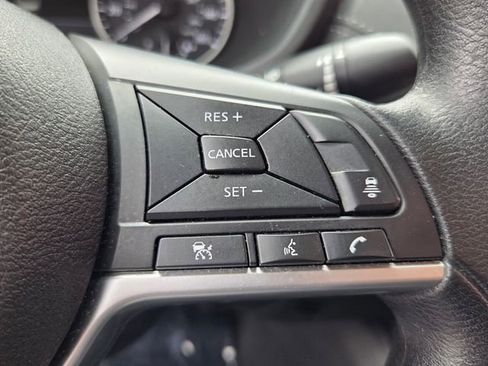 Used 2024 Nissan Sentra SV FWD image 28