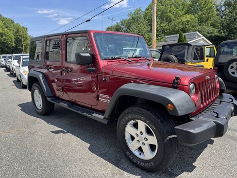 Used 2012 Jeep Wrangler Unlimited Sport AWD/4WD image 5