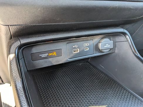 Certified 2023 Honda CR-V EX image 30