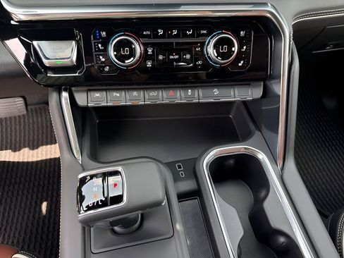 New 2025 GMC Sierra 1500 Denali Ultimate image 27