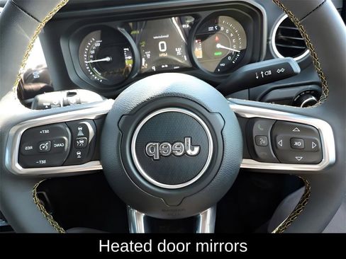 New 2024 Jeep Wrangler Unlimited Sahara w/ Technology Group AWD/4WD image 33