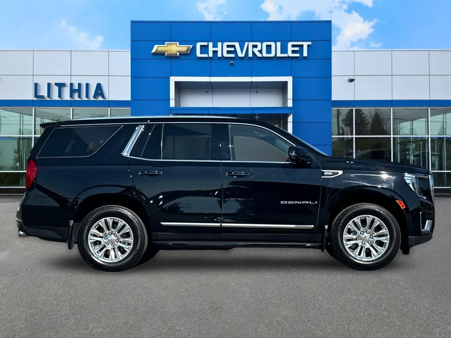 Used 2024 GMC Yukon Denali w/ Max Trailering Package AWD/4WD image 8