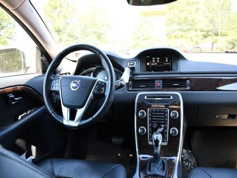 Used 2016 Volvo XC70 T5 Platinum AWD/4WD image 18