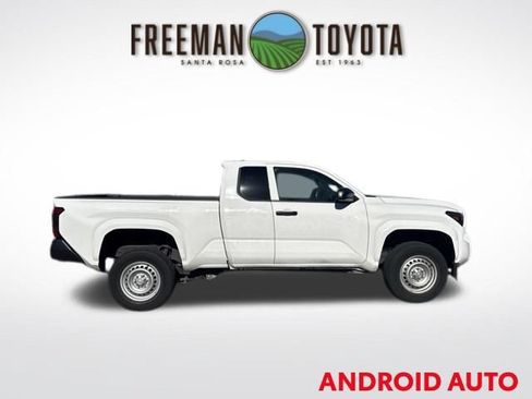 Used 2025 Toyota Tacoma SR RWD image 4