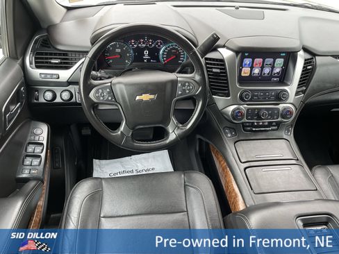 Used 2020 Chevrolet Suburban Premier image 2