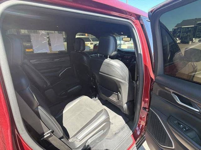 Used 2021 Jeep Grand Cherokee L Laredo AWD/4WD image 26