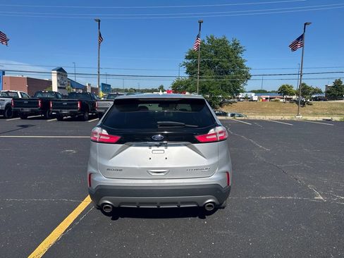Used 2019 Ford Edge Titanium AWD/4WD image 6