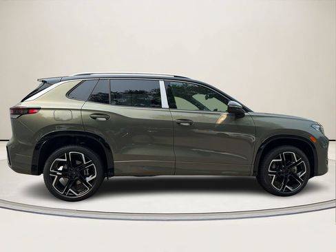 New 2026 Volkswagen Tiguan SEL R-Line AWD/4WD image 2