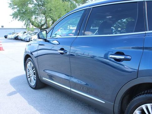 Used 2017 Lincoln MKX Reserve w/ Lincoln MKX Climate Package AWD/4WD image 46