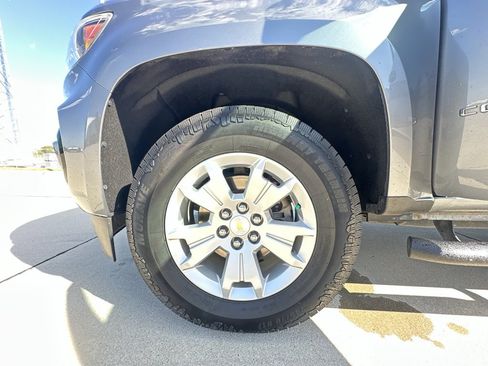 Certified 2021 Chevrolet Colorado LT w/ LT Convenience Package AWD/4WD image 32
