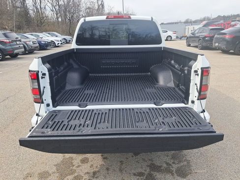 New 2026 Nissan Frontier SV w/ Tow Package image 24