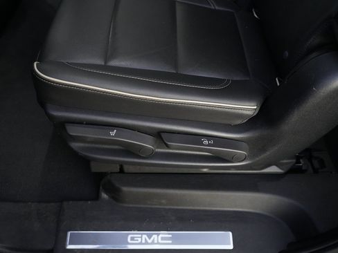 Used 2021 GMC Yukon XL SLT w/ SLT Luxury Plus Package image 35