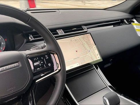 New 2026 Land Rover Range Rover Velar Dynamic SE image 6