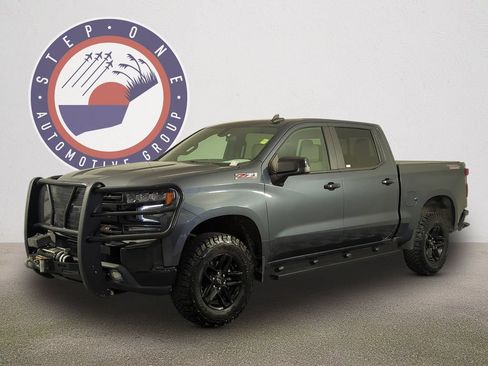 Used 2021 Chevrolet Silverado 1500 LT Trail Boss w/ Convenience Package II AWD/4WD image 1