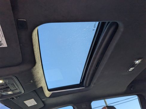 Used 2025 GMC Sierra 2500 Denali Ultimate image 16