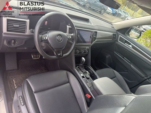 Used 2019 Volkswagen Atlas SEL R-Line AWD/4WD image 27