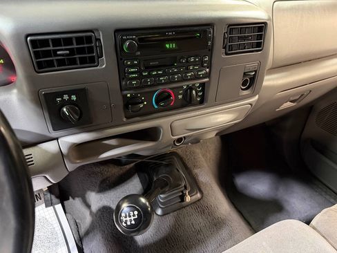 Used 2000 Ford F350 XLT AWD/4WD image 41