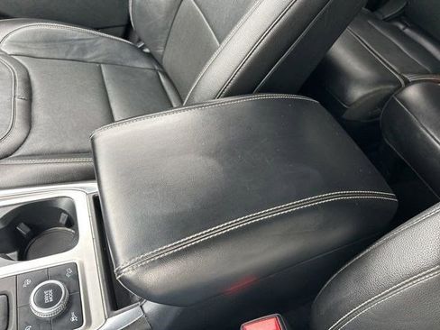 Used 2020 Ford Explorer ST w/ ST Street Pack image 34