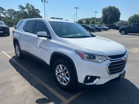 Used 2019 Chevrolet Traverse LT FWD image 5