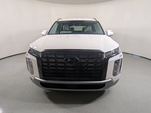 Used 2025 Hyundai Palisade SEL FWD image 2