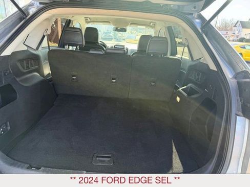 Used 2024 Ford Edge SEL image 12