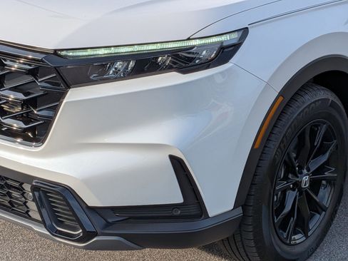 Used 2025 Honda CR-V Sport-L image 9