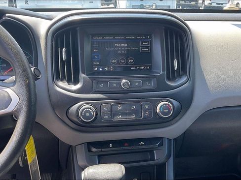Used 2019 Chevrolet Colorado W/T w/ WT Convenience Package RWD image 7
