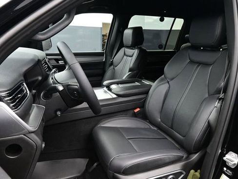 New 2026 Jeep Grand Wagoneer Limited AWD/4WD image 19