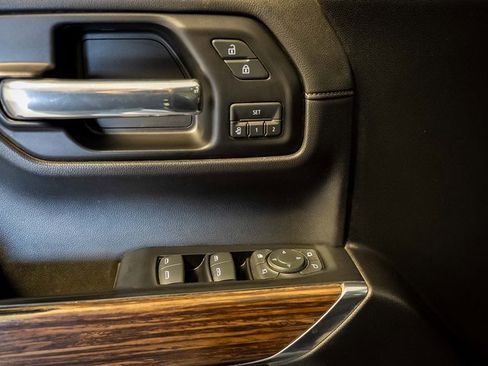 Used 2019 Chevrolet Silverado 1500 High Country image 20