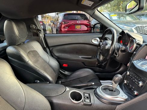 Used 2018 Nissan 370Z Touring image 14