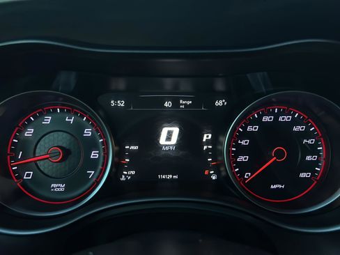 Used 2019 Dodge Charger Scat Pack w/ Plus Group image 36