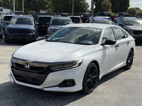 Used 2021 Honda Accord Sport Special Edition image 9