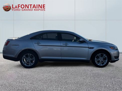 Used 2019 Ford Taurus SEL w/ Equipment Group 201A image 8