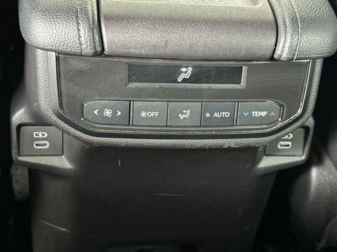 Certified 2025 Toyota Grand Highlander AWD image 16