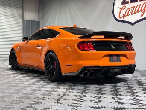 Used 2021 Ford Mustang Shelby GT500 w/ Technology Package image 6