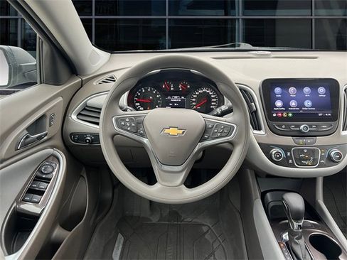 Used 2023 Chevrolet Malibu LS image 12