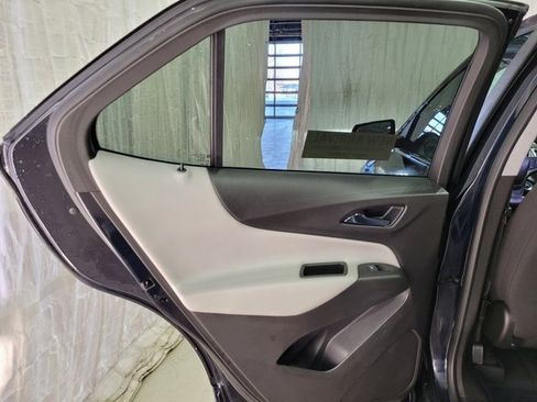 Used 2021 Chevrolet Equinox LT w/ LPO, Floor Liner Package image 51