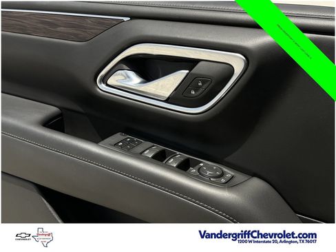 Certified 2022 Chevrolet Tahoe Z71 w/ Luxury Package AWD/4WD image 24