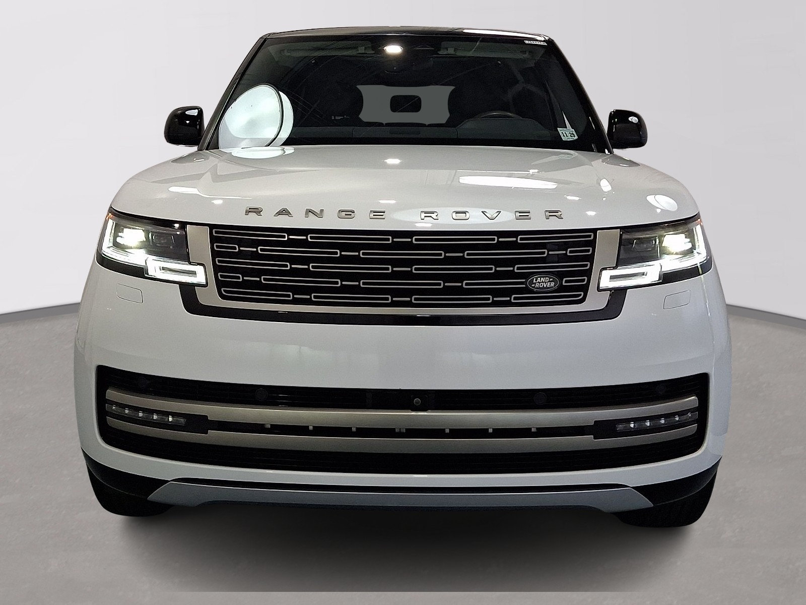 Certified 2025 Land Rover Range Rover SE AWD/4WD image 2