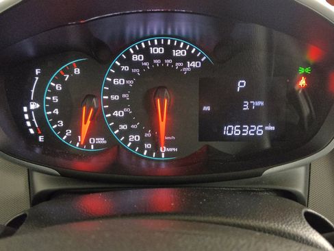 Used 2017 Chevrolet Sonic LT FWD image 23