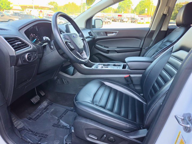 Used 2024 Ford Edge SEL AWD/4WD image 12