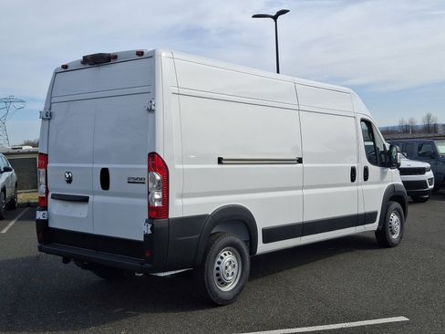 New 2024 RAM ProMaster 2500 w/ Upfitter's Prep Package image 4