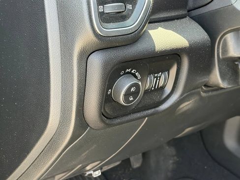 Used 2021 RAM 2500 Laramie AWD/4WD image 7