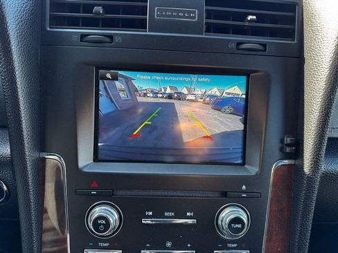 Used 2015 Lincoln Navigator 4WD image 18